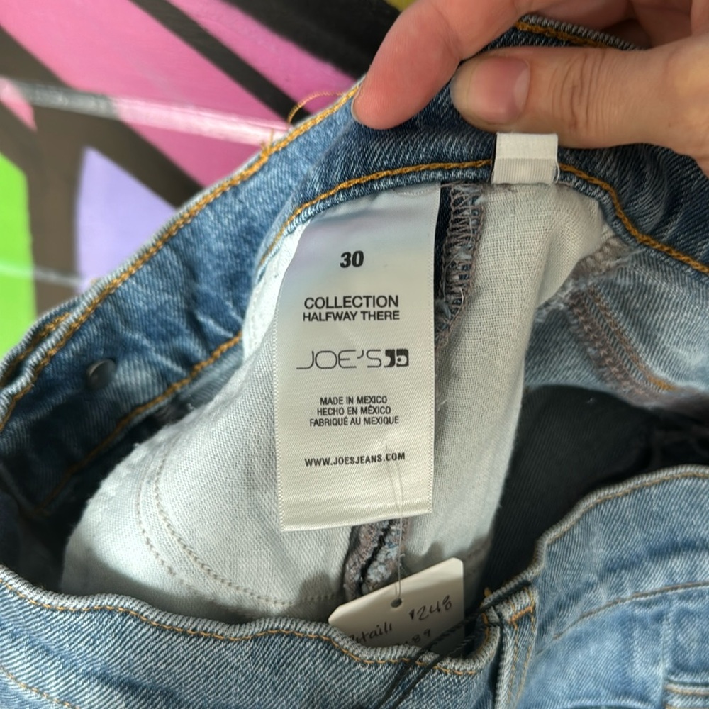 SOLD!!! NWT Joe’s Jeans vintage Stretch, size 30, retails $248! - Picture 6 of 10
